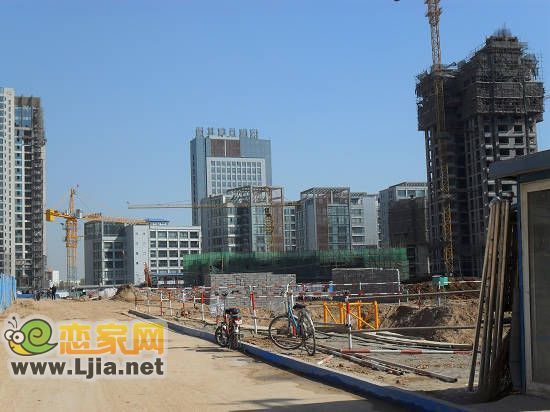 晉和楓丹白露二期施工現(xiàn)場