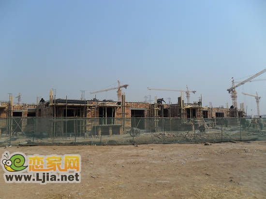 建設(shè)中的趙都新城樣板間