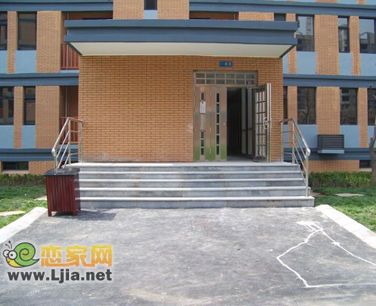 小區(qū)實(shí)景