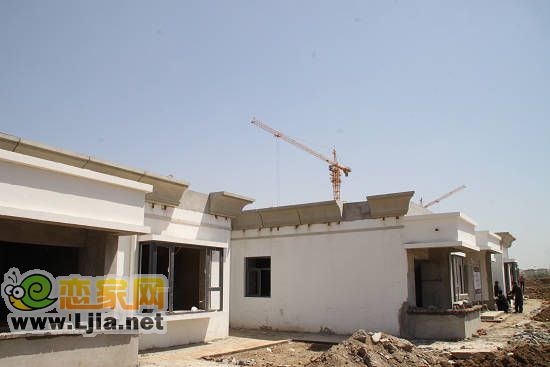 建設(shè)中的趙都新城樣板間