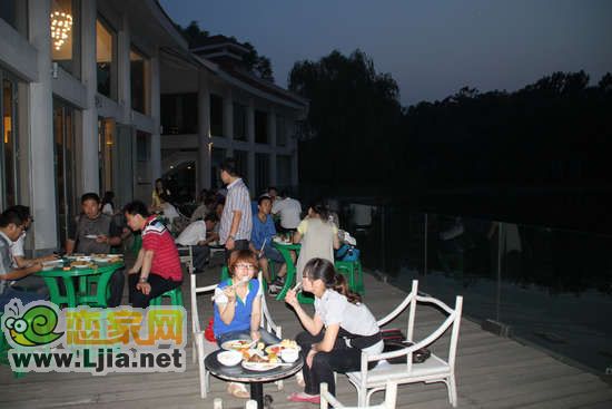 晚上自助餐
