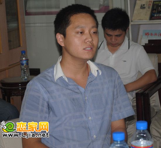 卓城地產(chǎn)美羅城銷售經(jīng)理宋石雷