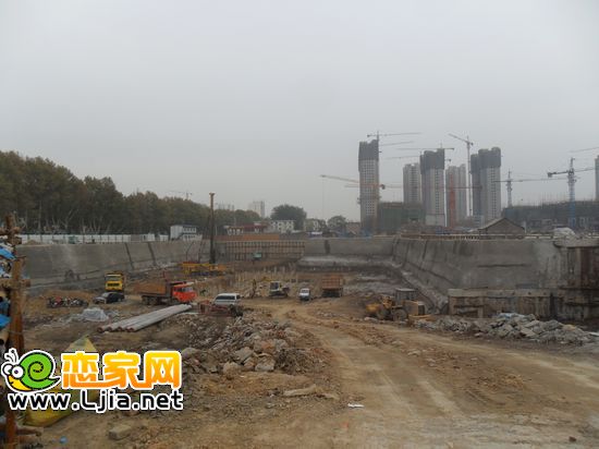金業(yè)國際施工現(xiàn)場