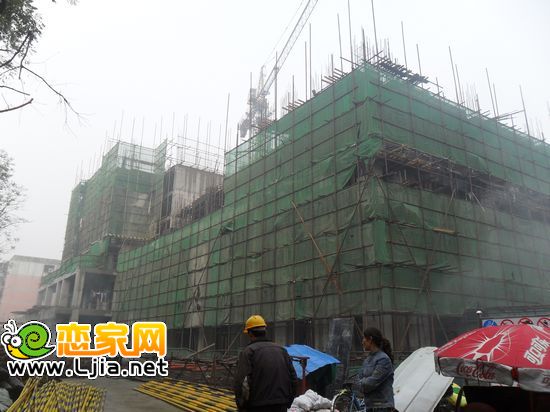 鉑鑰中心施工現(xiàn)場