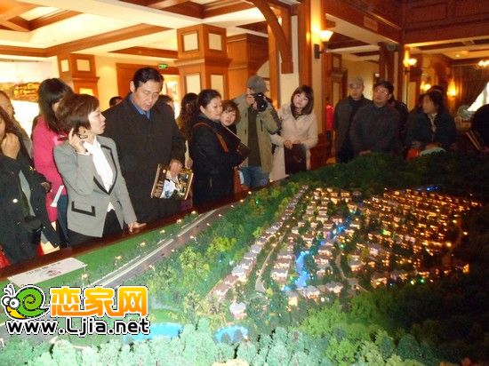 參觀瀾茵山的沙盤