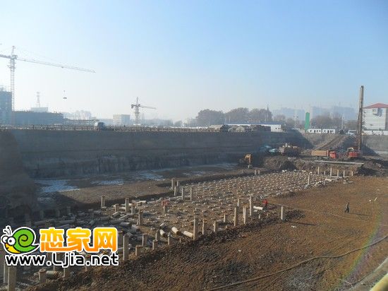 金業(yè)國際大廈施工現(xiàn)場