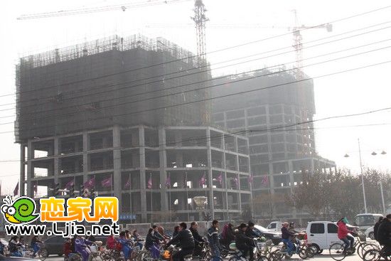 華浩天際南樓施工現(xiàn)場(chǎng)（2011.12.23）