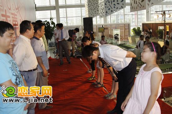 現(xiàn)代家園舉辦父親節(jié)專場(chǎng)活動(dòng)現(xiàn)場(chǎng)