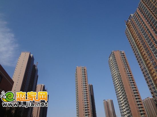 安居?xùn)|城工程進度（拍攝時間：2012年10月31日上午9時)