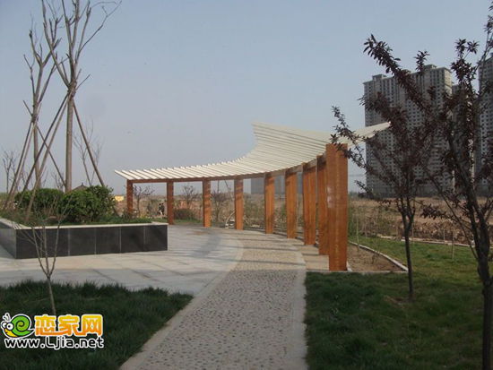 萬聚凱旋城園林實(shí)景