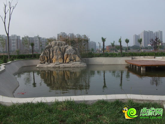 萬聚凱旋城沿河景觀帶