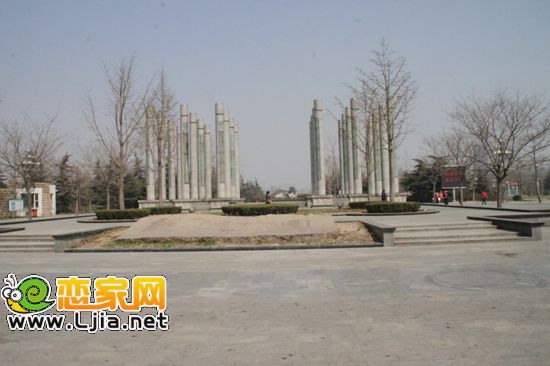 龍湖公園