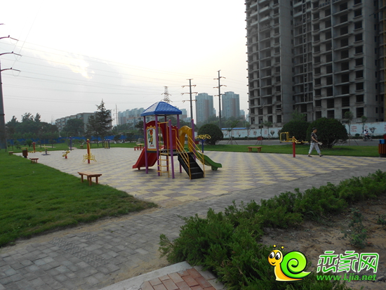圣水湖畔沿支漳河畔綠化景觀帶
