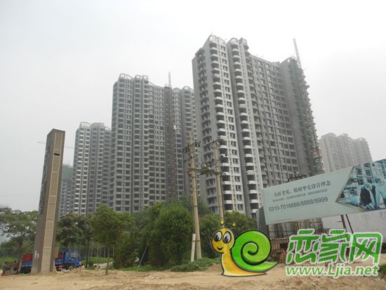 恒嘉拉德芳斯工程進(jìn)度實(shí)景