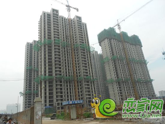 宏達(dá)圣水湖畔工程進(jìn)度實(shí)景
