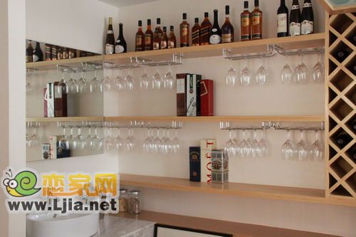 E1戶型樣板間酒柜
