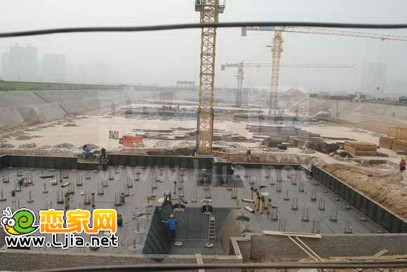 左岸楓橋工地