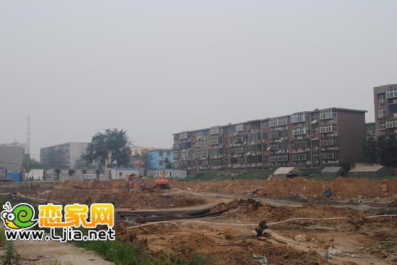 百家新城先鋒苑工地