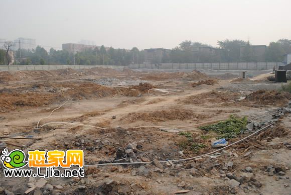百家新城先鋒苑工地