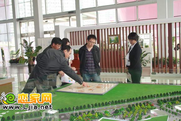 現(xiàn)代家園展示中心