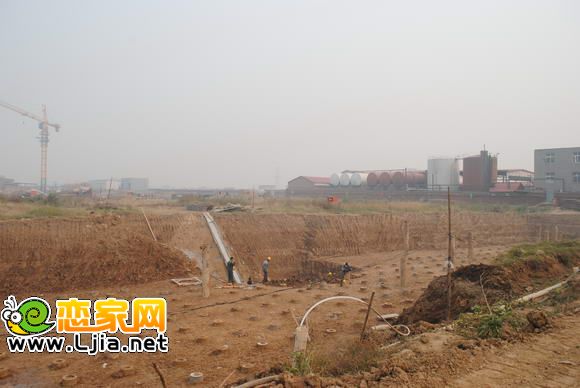 心海假日工地