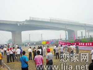 邯鄲首座立交橋