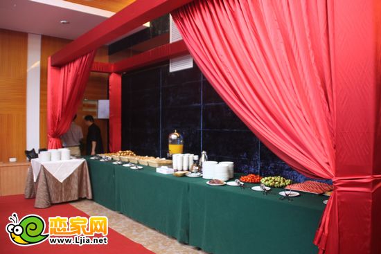 河北惠業(yè)房地產(chǎn)—叢臺(tái)花園推介會(huì)冷餐