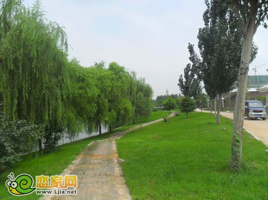 現(xiàn)代海棠灣滏陽(yáng)河美景