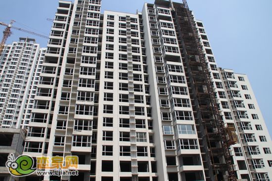 城市西景2號(hào)樓實(shí)景圖（2012.8.24）
