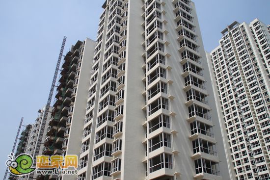 城市西景4號(hào)樓實(shí)景圖（2012.8.24）