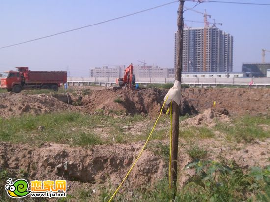 楓景華庭工程進(jìn)度實(shí)景圖（2012.9.7）