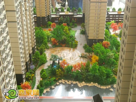 楓景華庭項(xiàng)目綠化