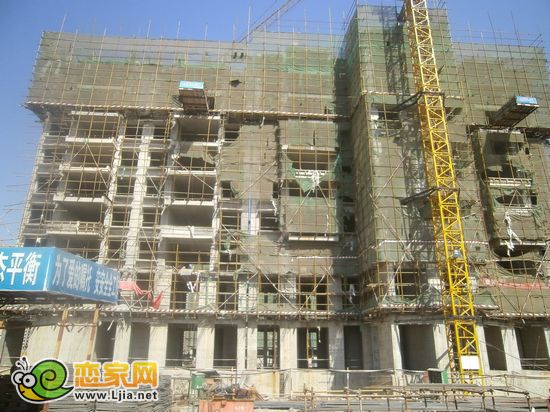 御景江山城2號(hào)樓出地面10層