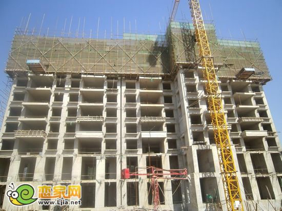御景江山城4號(hào)樓出地面10層