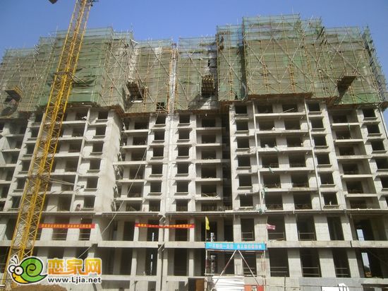 萬浩儷城6號(hào)樓出地面13層（2012.10.22）