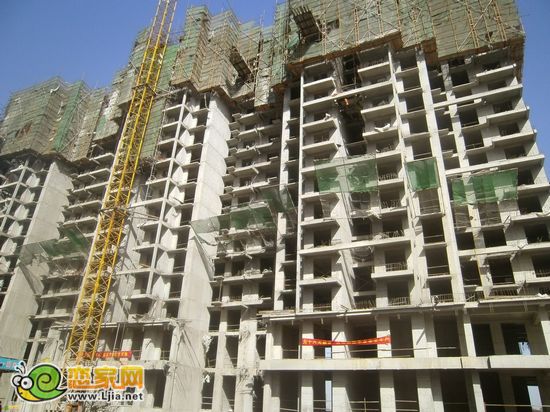 萬浩儷城7號(hào)樓出地面20層（2012.10.22）