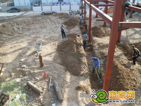 售樓部挖墻基礎(chǔ)（2012.10.24）