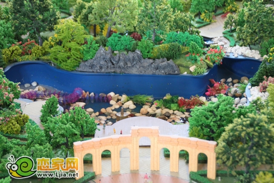 月亮灣園林景觀，月亮湖