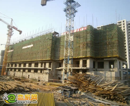 現(xiàn)代華府6號樓出地面6層（2012.10.31）