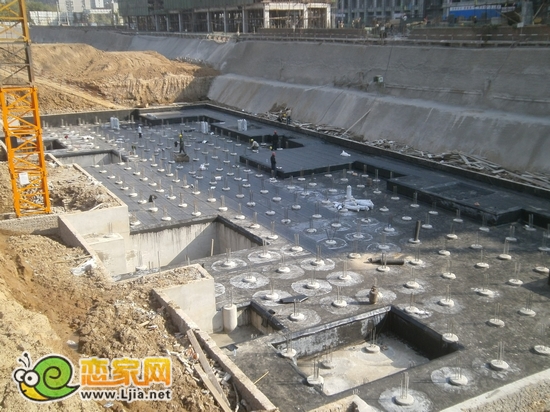2號樓打樁已經(jīng)完成（2012.10.31）