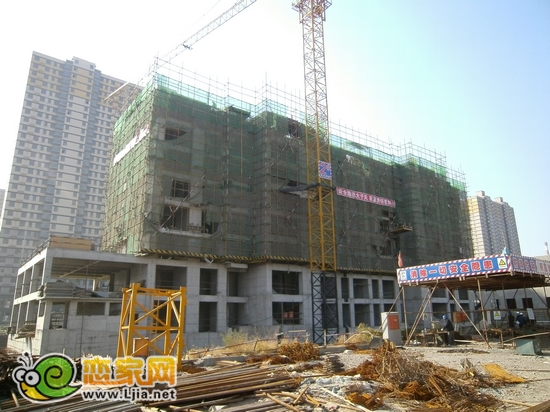 現(xiàn)代華府2號(hào)樓出地面8層（2012.11.5）