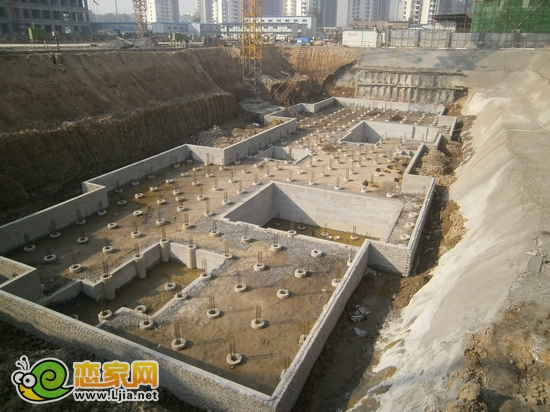 現(xiàn)代·頤和佳苑3號樓實景圖（2012.11.7）