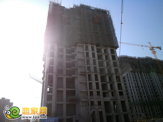月亮灣5號樓出地面17層（2012.11.11）