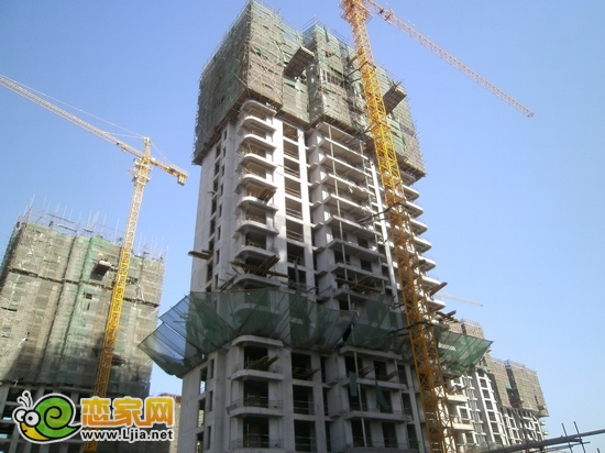 月亮灣6號樓出地面20層（2012.11.11）