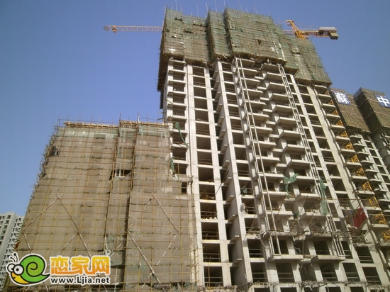 月亮灣1號(hào)樓出地面21層（2012.11.26）
