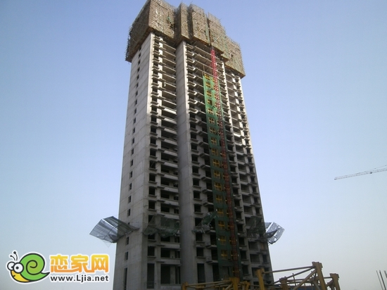 萬(wàn)浩儷城9號(hào)樓出地面28層（2012.11.27）