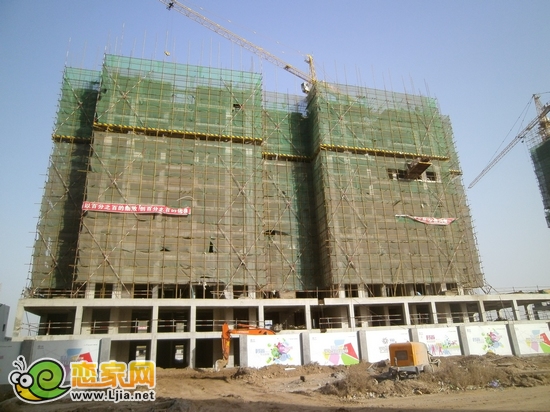 現(xiàn)代華府2號(hào)樓出地面12層（2012.11.28）