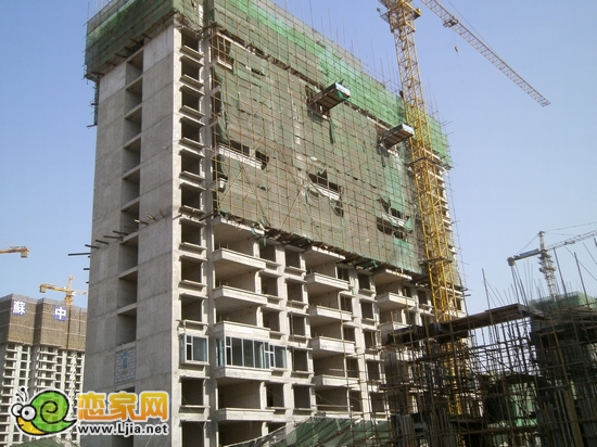 御景江山城2號(hào)樓出地面15層（2012.11.28）