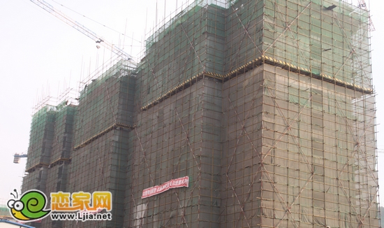 現(xiàn)代華府6號(hào)樓出地面13層（2012.12.5）