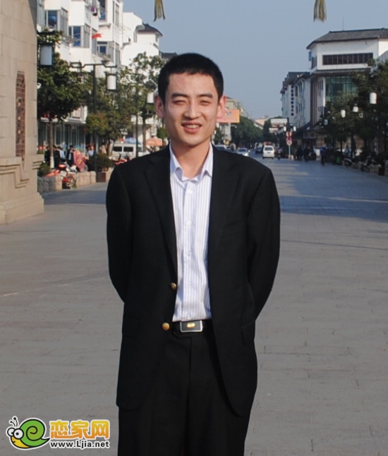 陽光三龍商業(yè)廣場區(qū)域經(jīng)理王輝